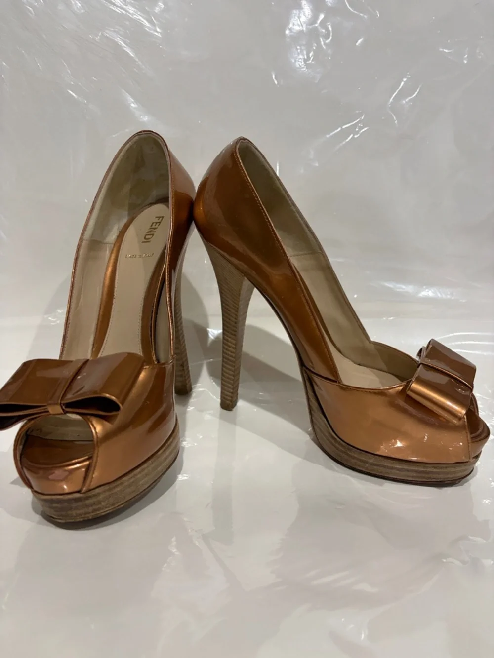 FENDI Gold Copper Patent Leather Bow Open Toe Platform Pumps